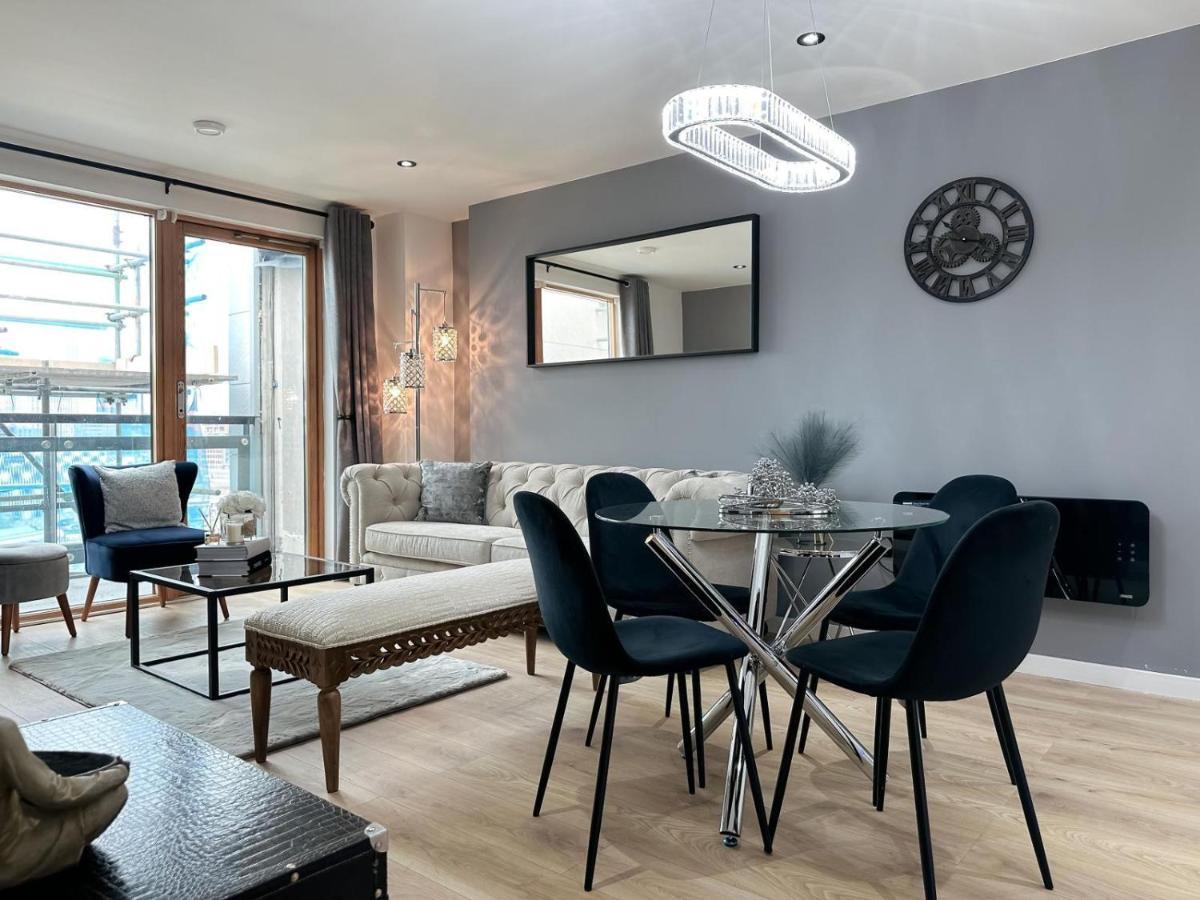 Penthouse * Leeds (West Yorkshire)